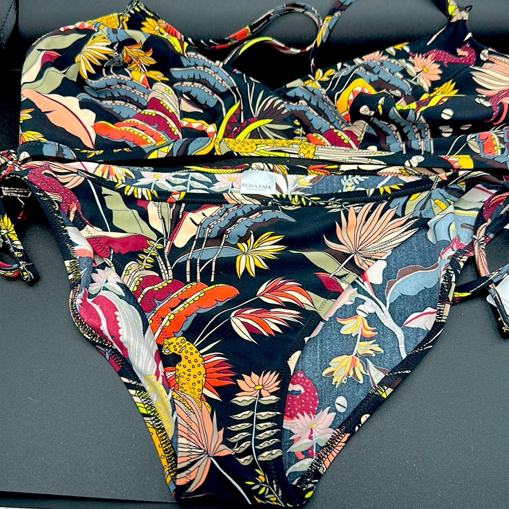 Anita bikini top and bottom NWT
